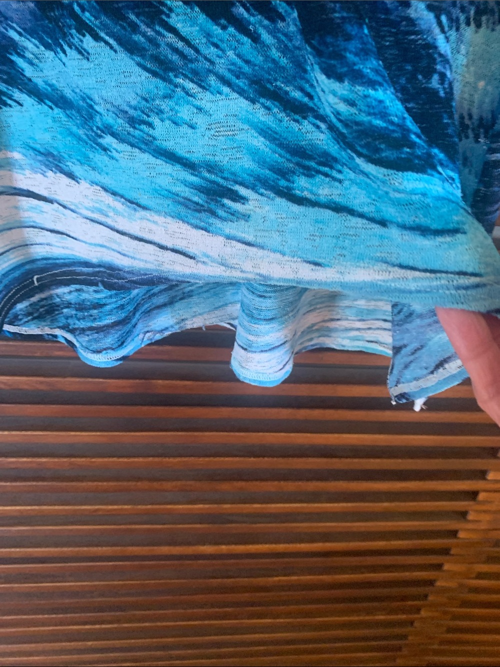 Blue Black Wave-Print V-Neck Top - Picture 3 of 8